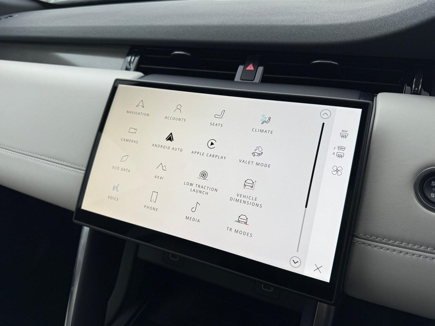 Used Land Rover Discovery Sport 2025 for sale - 76227587: Photo 48