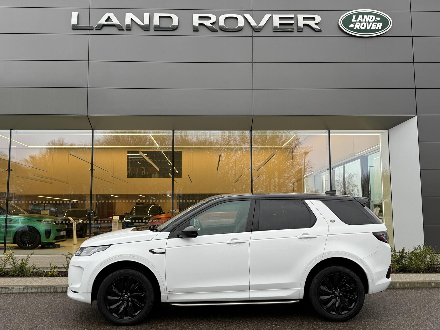 Used Land Rover Discovery Sport for sale - 77550772: Photo 7