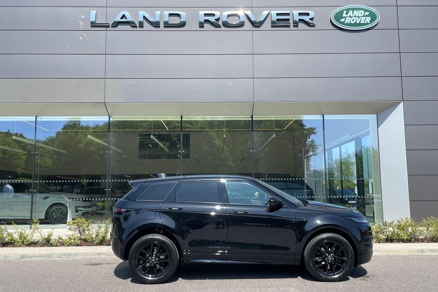 Used Land Rover Range Rover Evoque 2025 for sale - 76562234: Photo 2