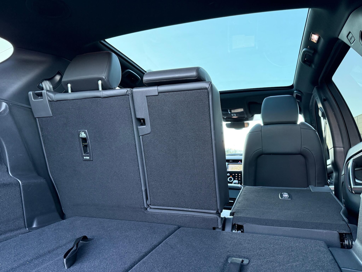 Used Land Rover Discovery Sport 2022 for sale - 76765835: Photo 36