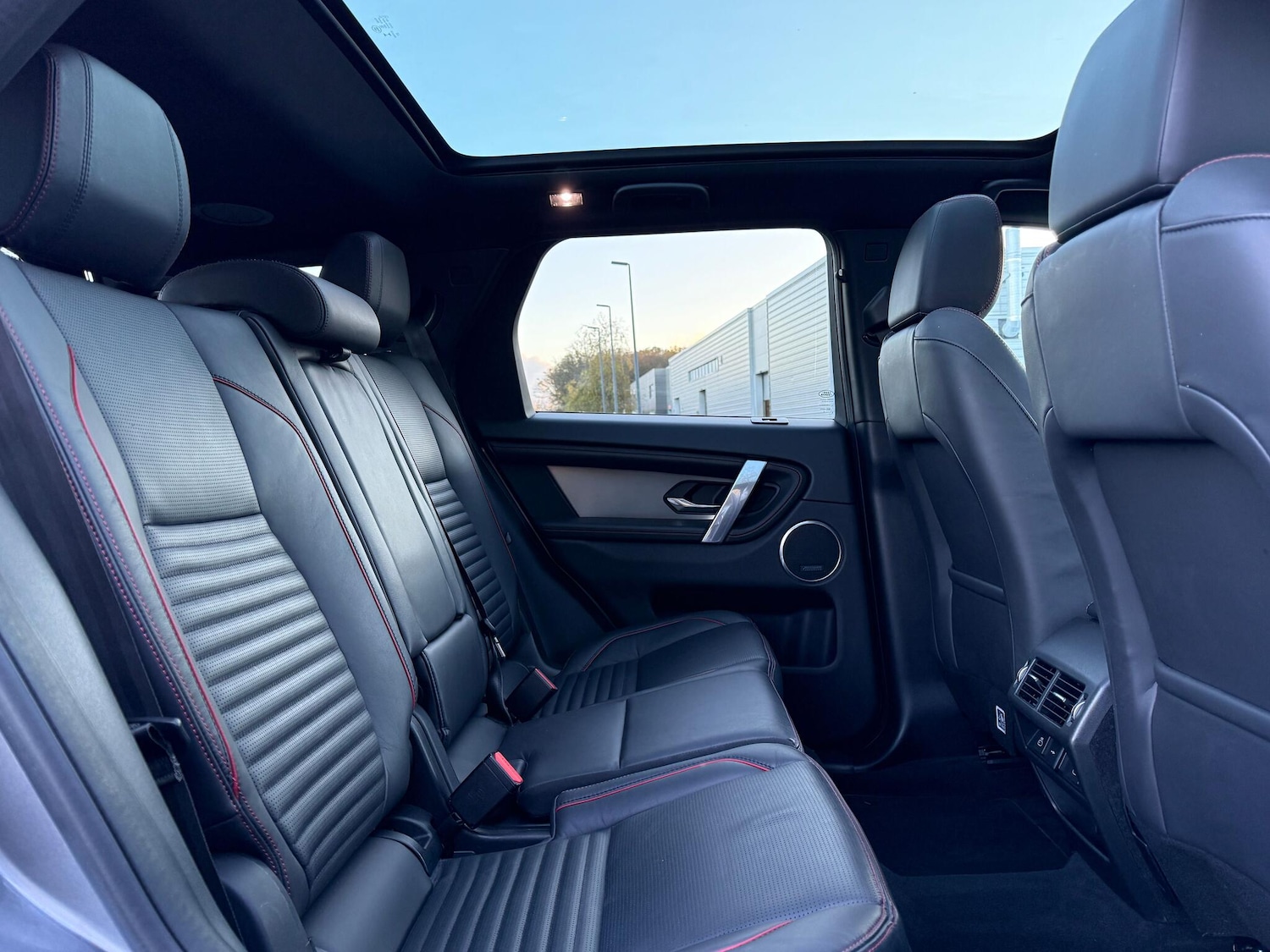 Used Land Rover Discovery Sport 2022 for sale - 76765835: Photo 37