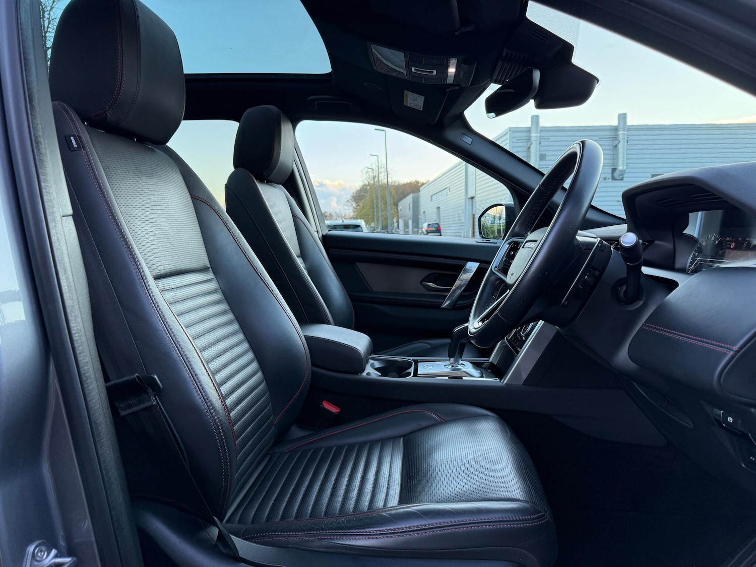 Used Land Rover Discovery Sport 2022 for sale - 76765835: Photo 44