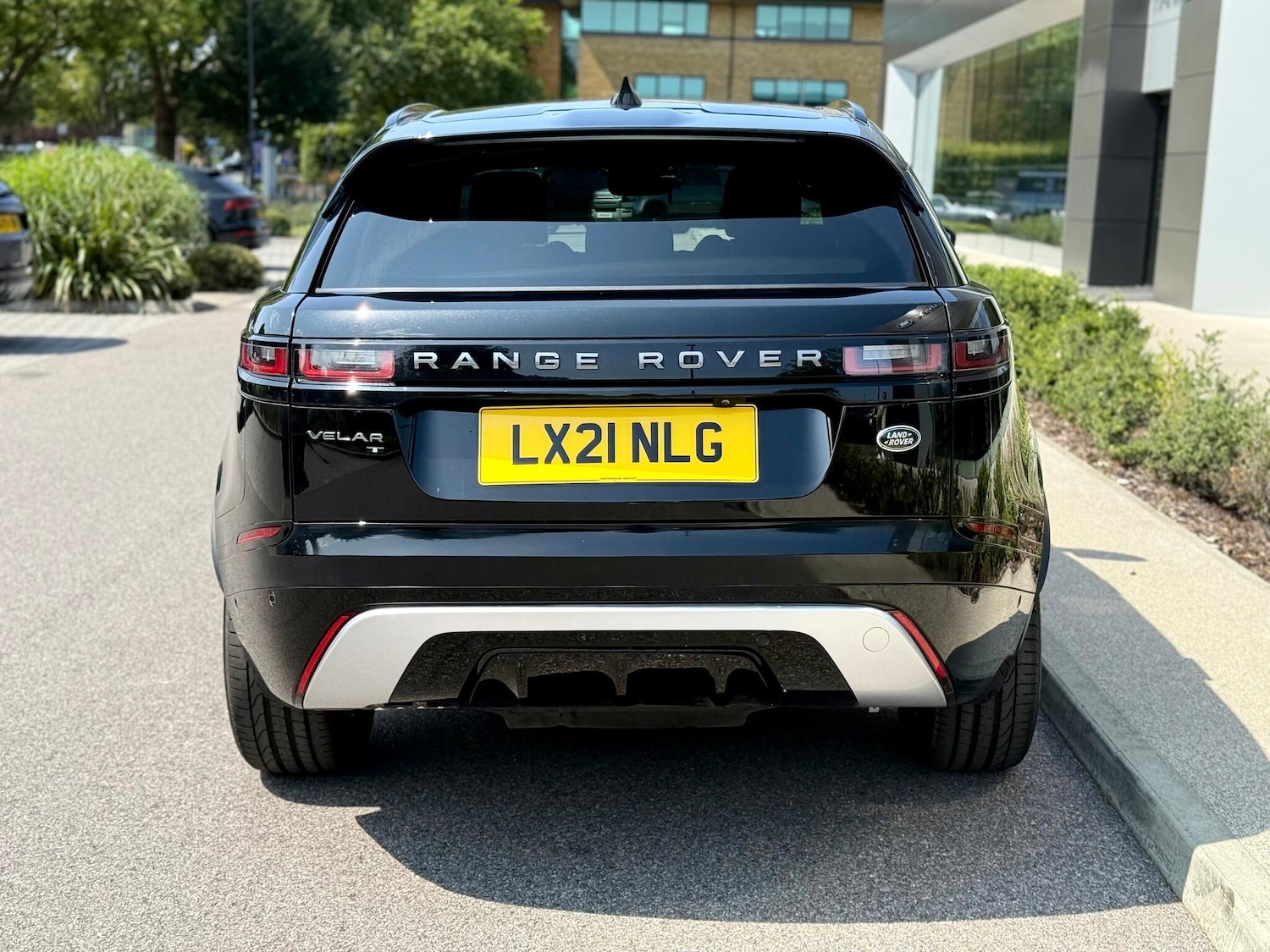 Used Land Rover Range Rover Velar 2021 for sale - 76349346: Photo 17