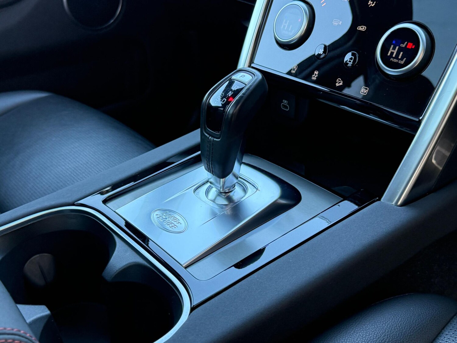 Used Land Rover Discovery Sport 2023 for sale - 76446910: Photo 22