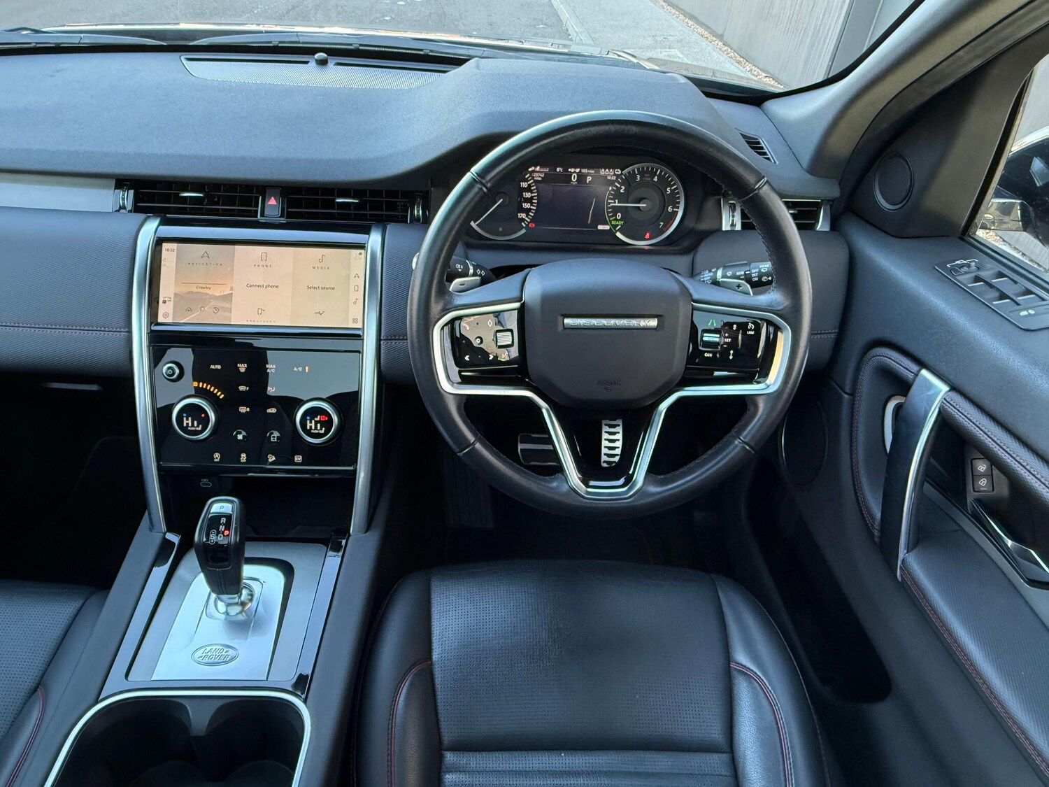 Used Land Rover Discovery Sport 2023 for sale - 76446910: Photo 28