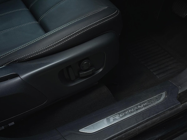 Used Land Rover Range Rover Velar 2021 for sale - 75507581: Photo 41
