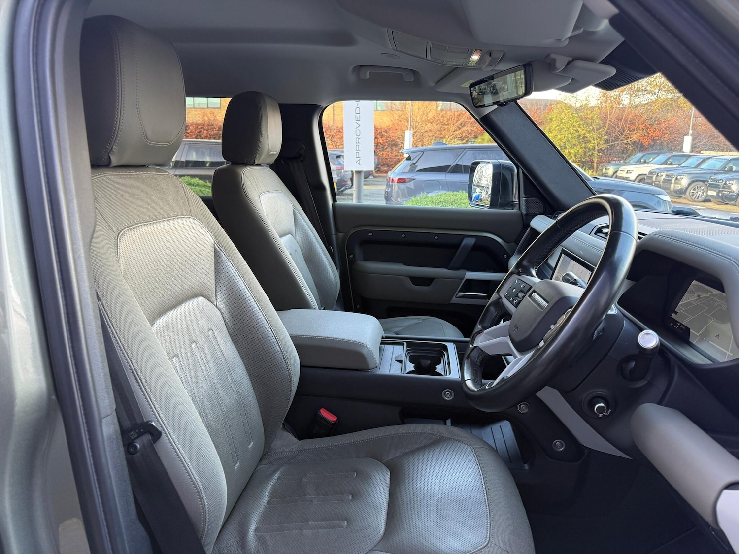 Used Land Rover Defender 110 2020 for sale - 76898856: Photo 42