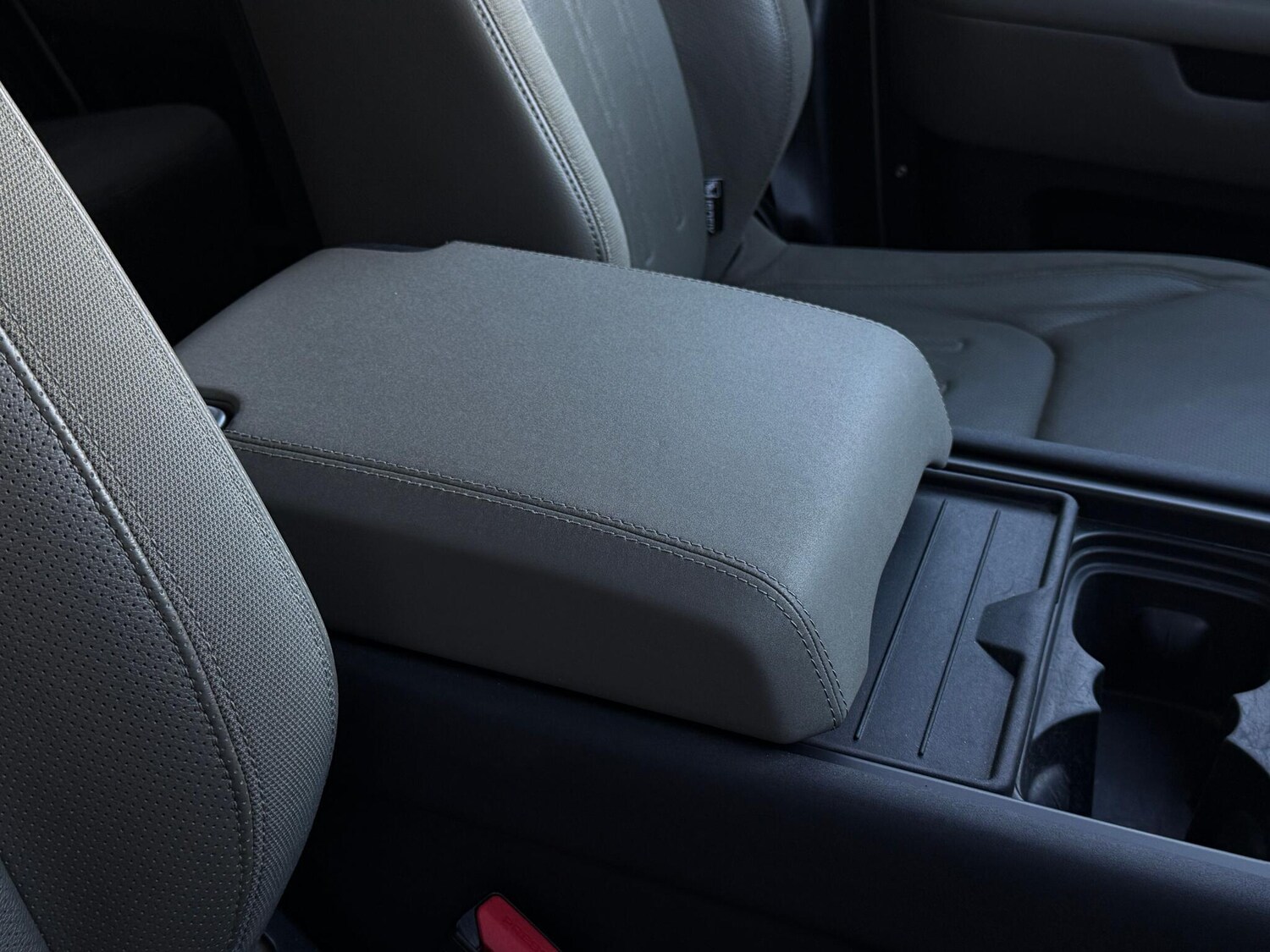 Used Land Rover Defender 110 2020 for sale - 76898856: Photo 44