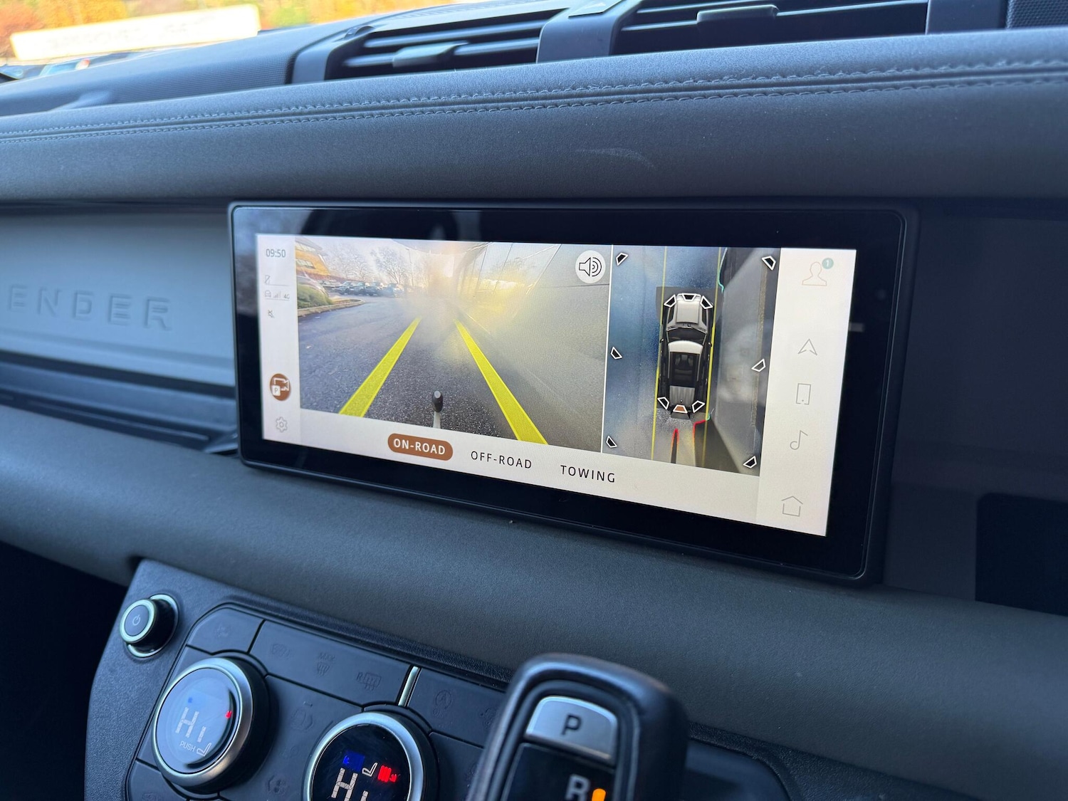 Used Land Rover Defender 110 2020 for sale - 76898856: Photo 6