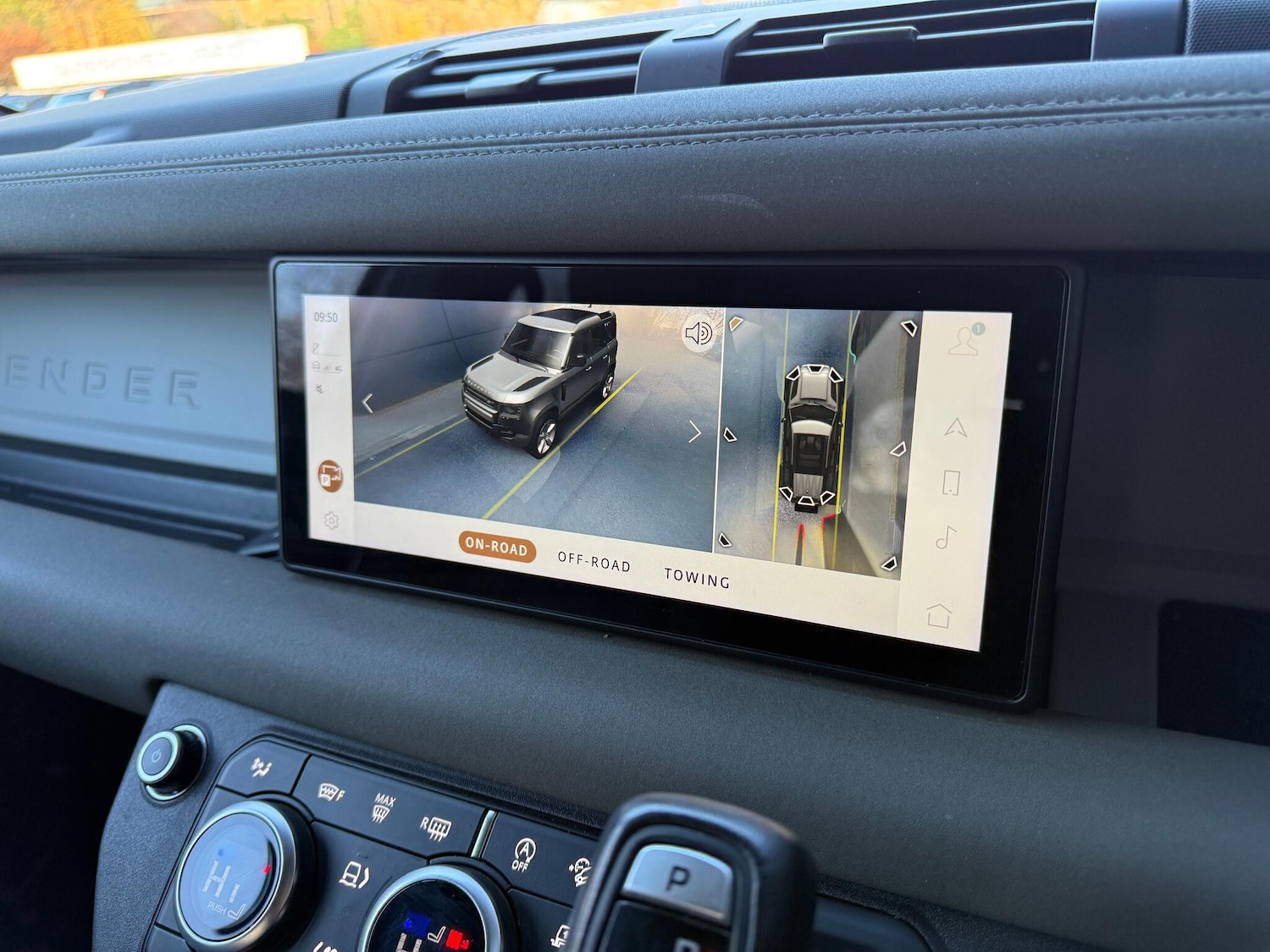 Used Land Rover Defender 110 2020 for sale - 76898856: Photo 7