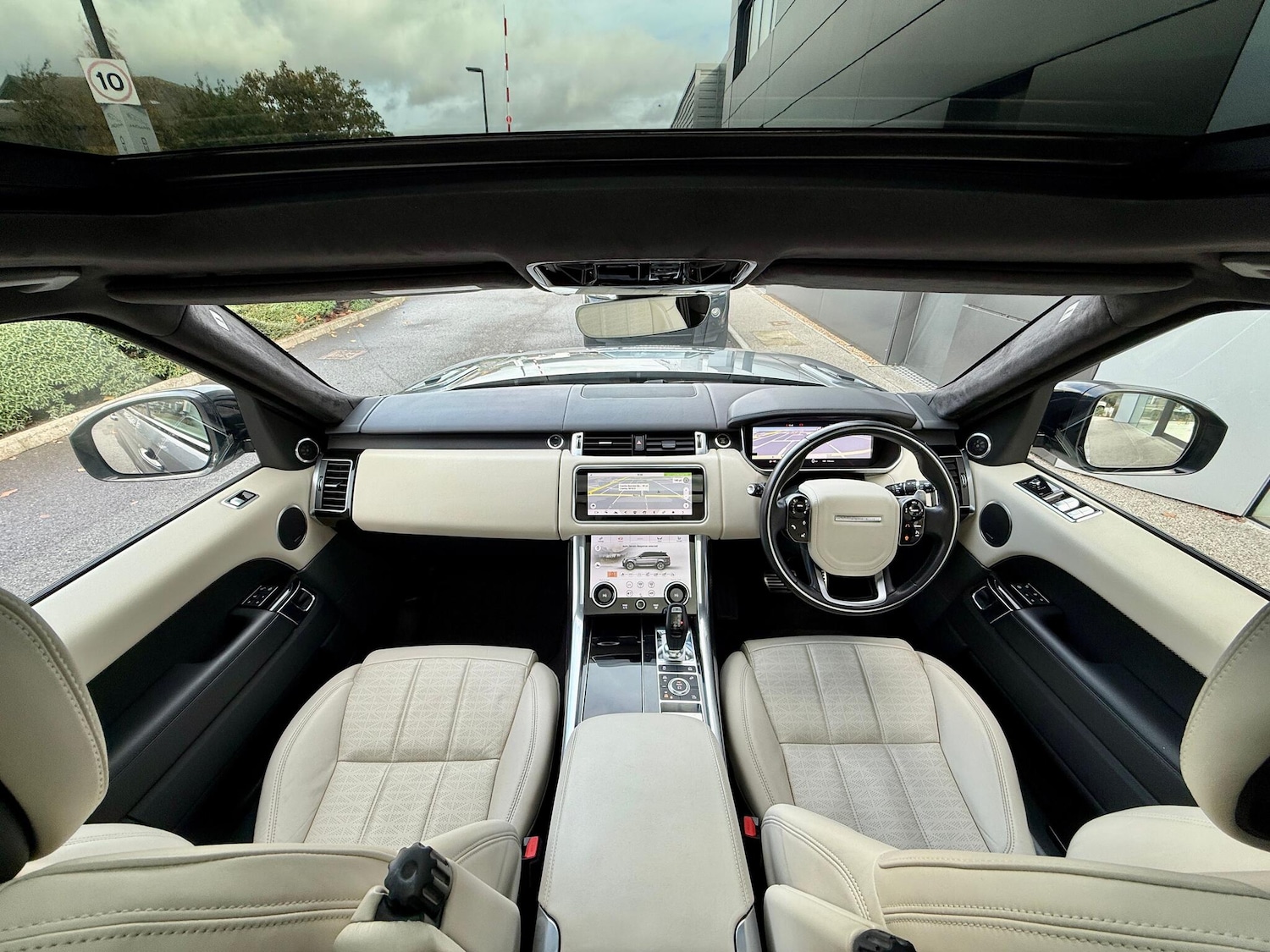 Used Land Rover Range Rover Sport 2020 for sale - 76336415: Photo 3