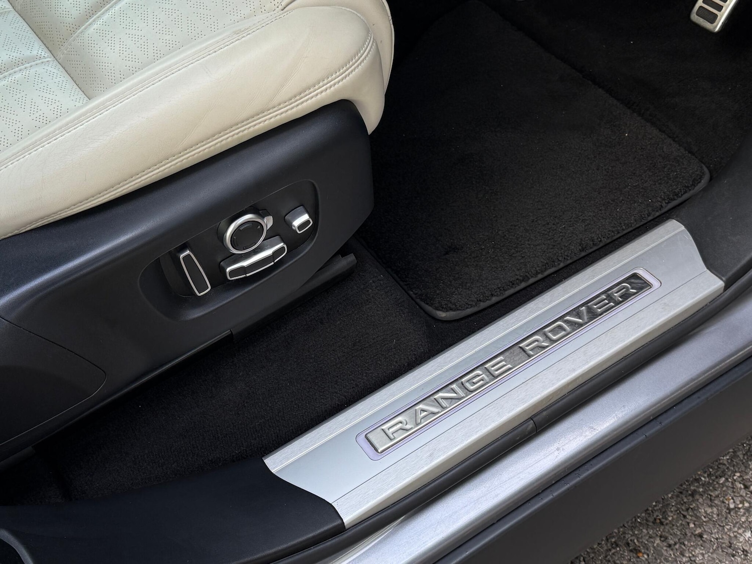 Used Land Rover Range Rover Sport 2020 for sale - 76336415: Photo 47