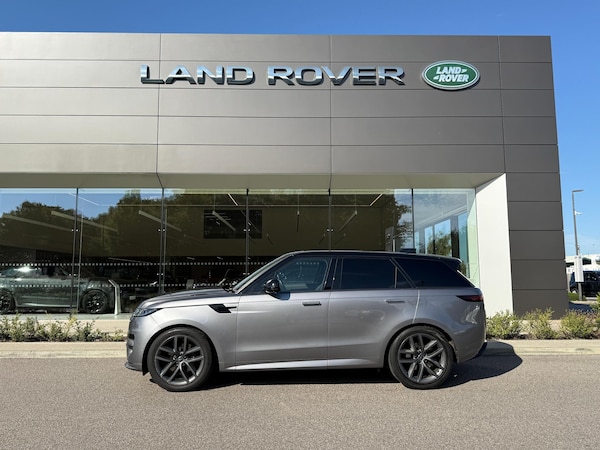 Used Land Rover Range Rover Sport 2024 for sale - 76174897: Photo 11