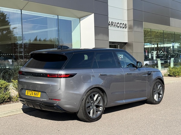 Used Land Rover Range Rover Sport 2024 for sale - 76174897: Photo 14