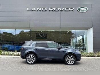 Used Land Rover Discovery Sport 2025 for sale - 76965252: Photo