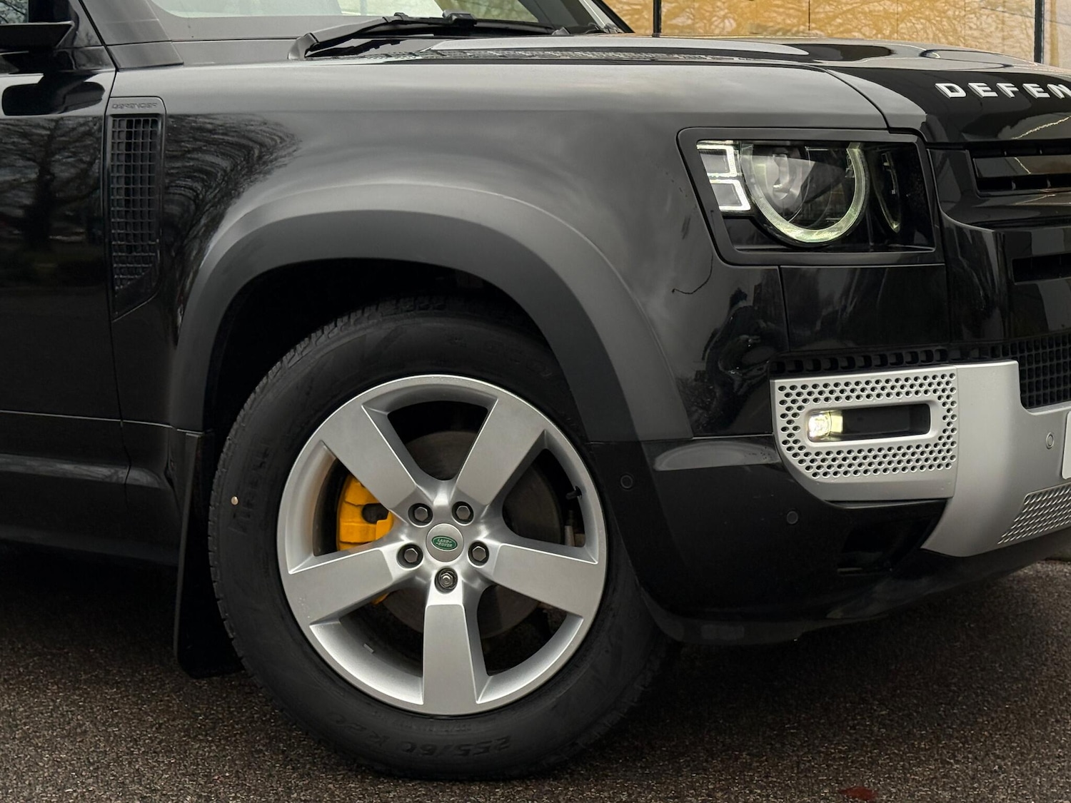 Used Land Rover Defender 2024 for sale - 77175357: Photo 12