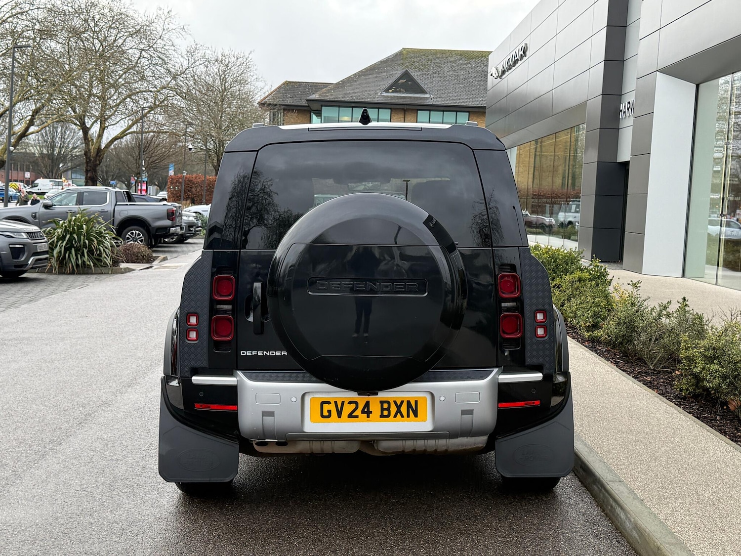 Used Land Rover Defender 2024 for sale - 77175357: Photo 17