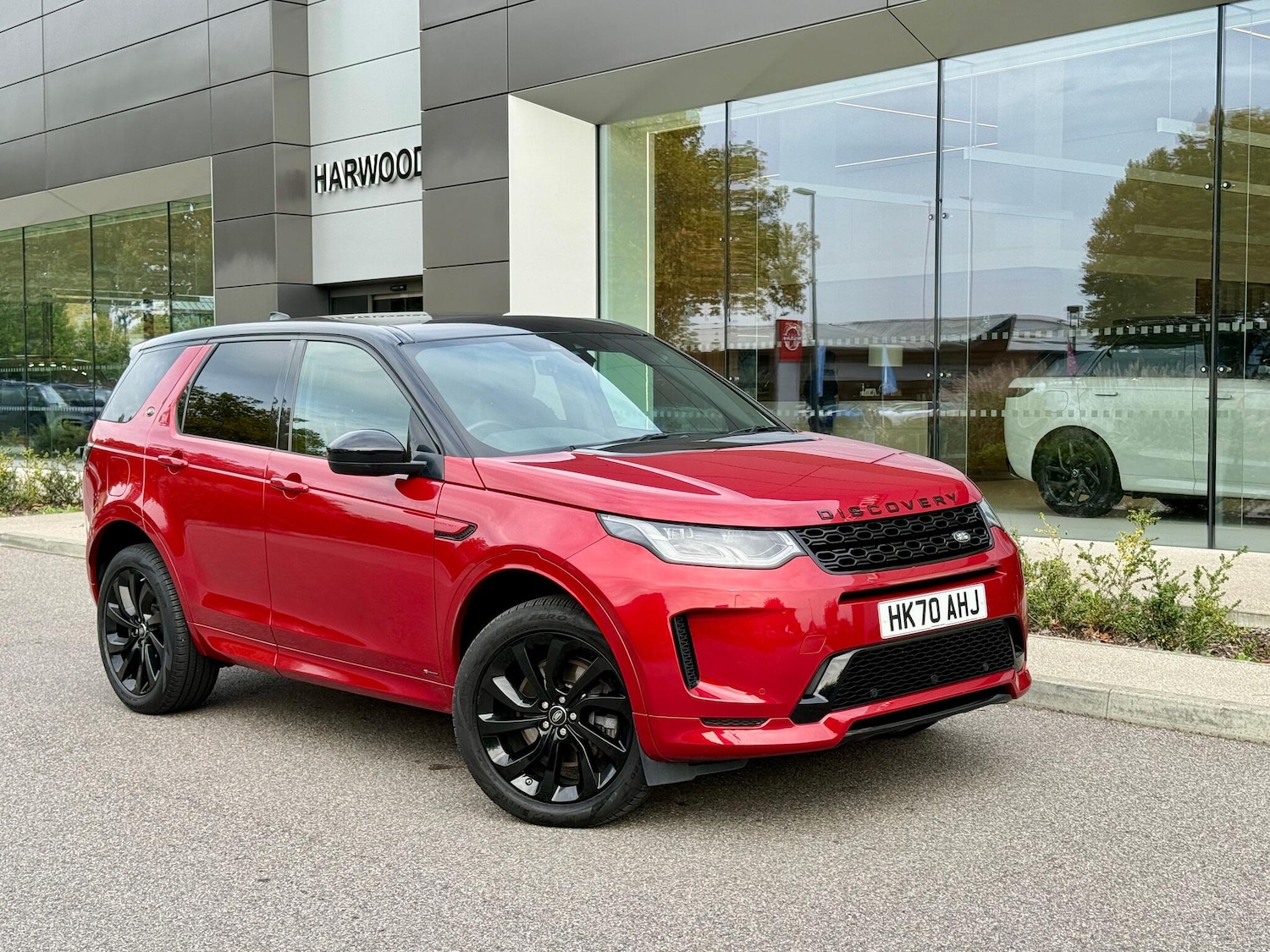 Used Land Rover Discovery Sport 2020 for sale - 76137023: Photo 1