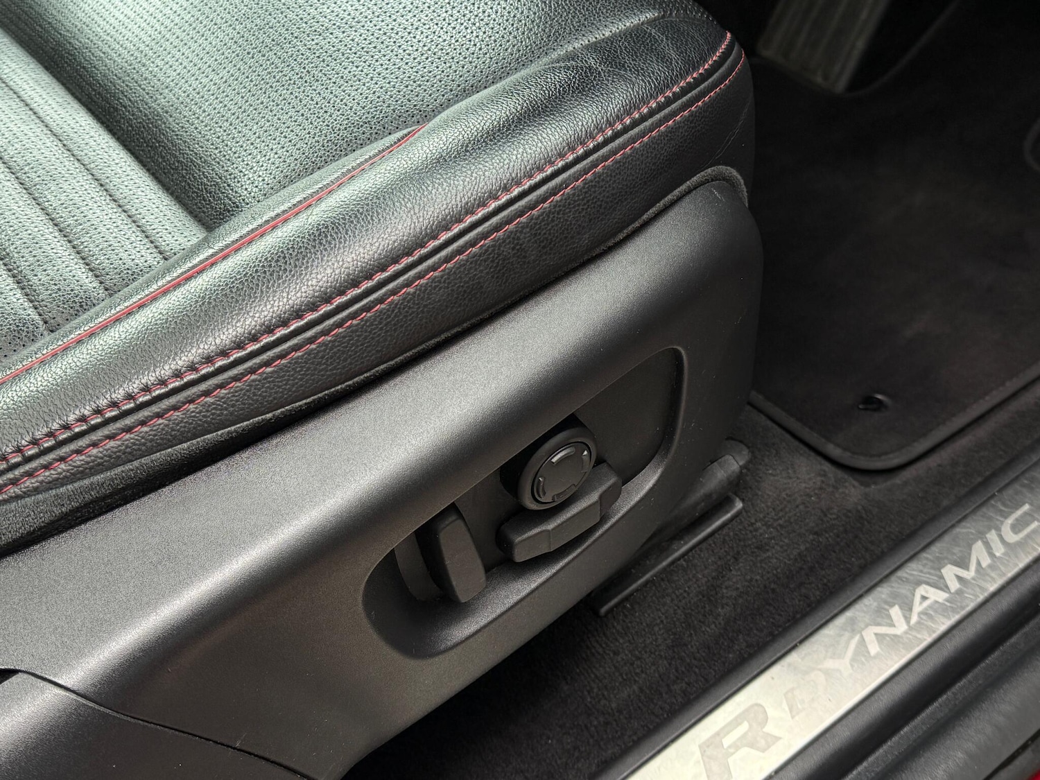 Used Land Rover Discovery Sport 2020 for sale - 76137023: Photo 38