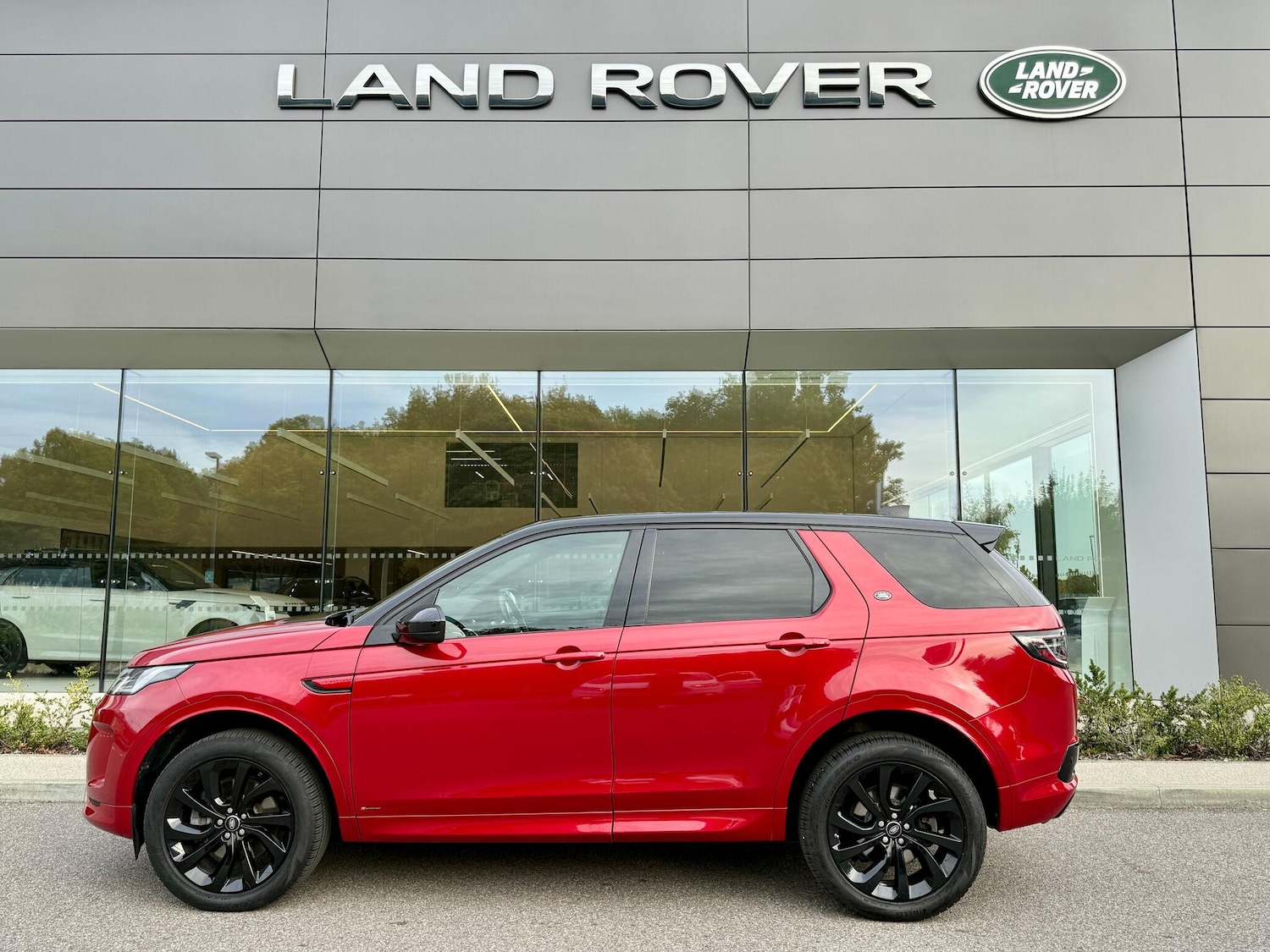 Used Land Rover Discovery Sport 2020 for sale - 76137023: Photo 8