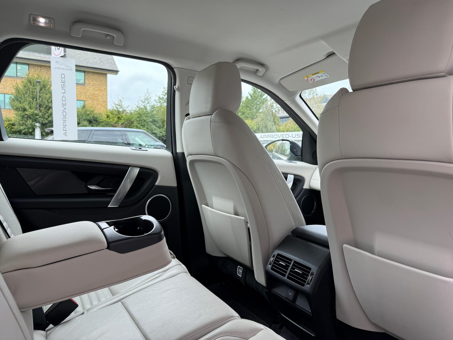 Used Land Rover Discovery Sport 2020 for sale - 76153093: Photo 36