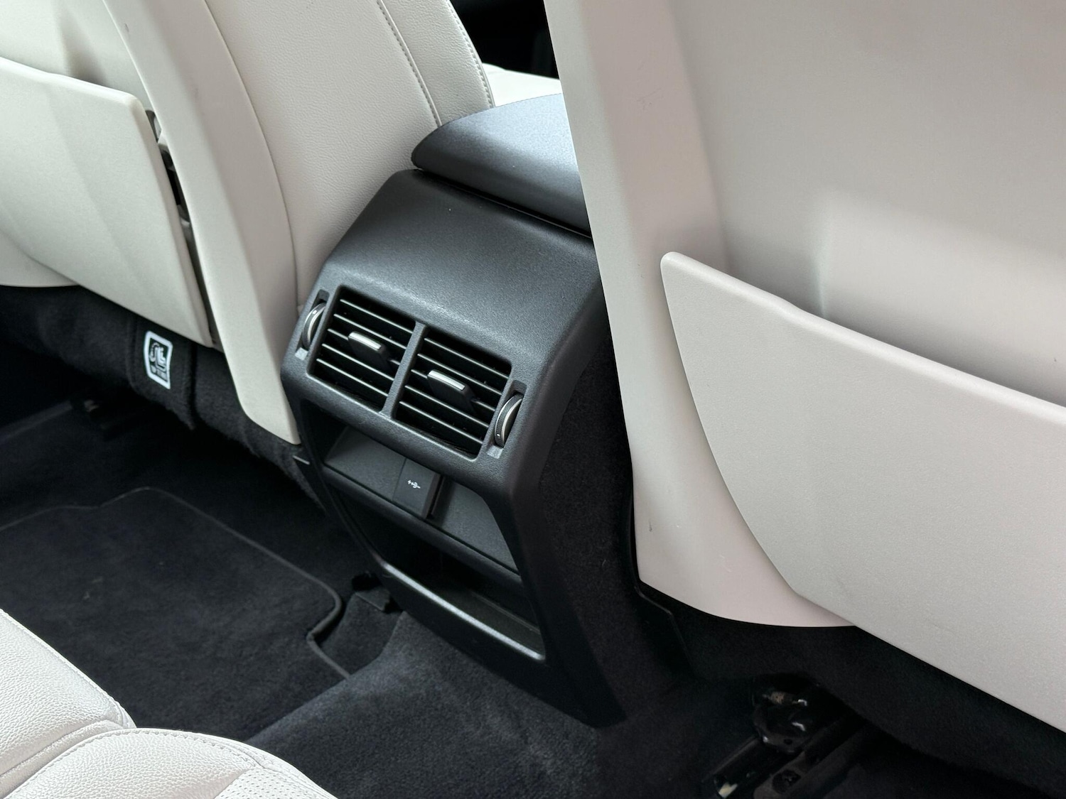 Used Land Rover Discovery Sport 2020 for sale - 76153093: Photo 38