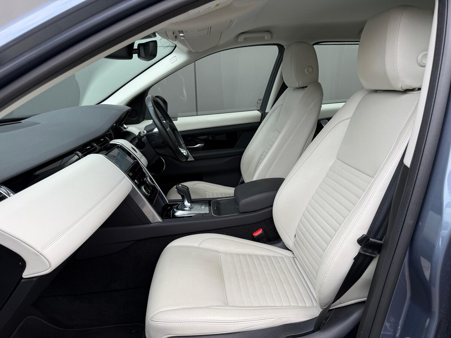 Used Land Rover Discovery Sport 2020 for sale - 76153093: Photo 45