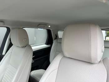 Used Land Rover Discovery Sport 2020 for sale - 76153093: Photo 4