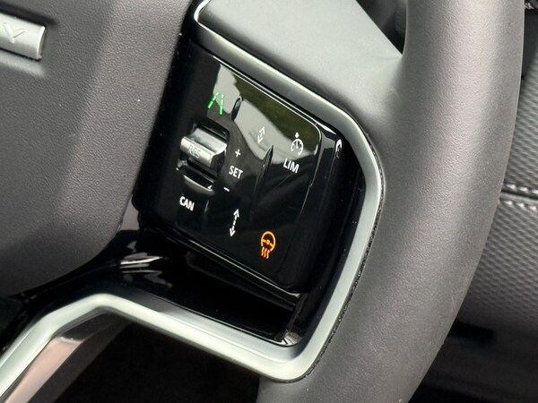Used Land Rover Discovery Sport 2025 for sale - 76246888: Photo 50