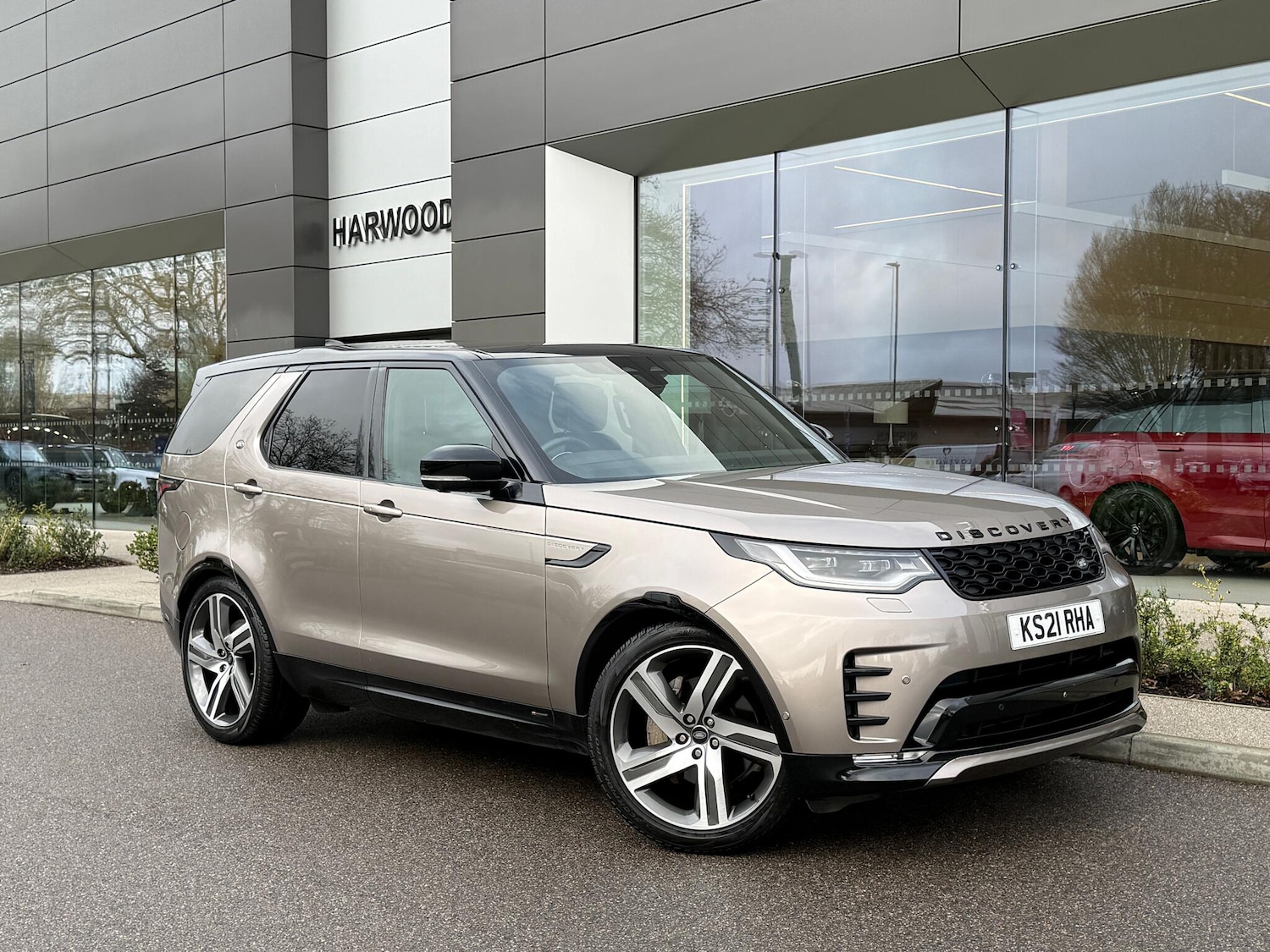 Used Land Rover Discovery 2021 for sale - 76865434: Photo 1