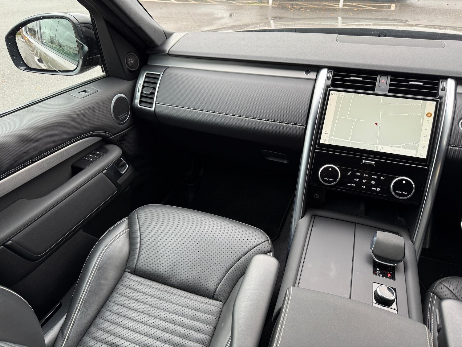 Used Land Rover Discovery 2021 for sale - 76865434: Photo 24