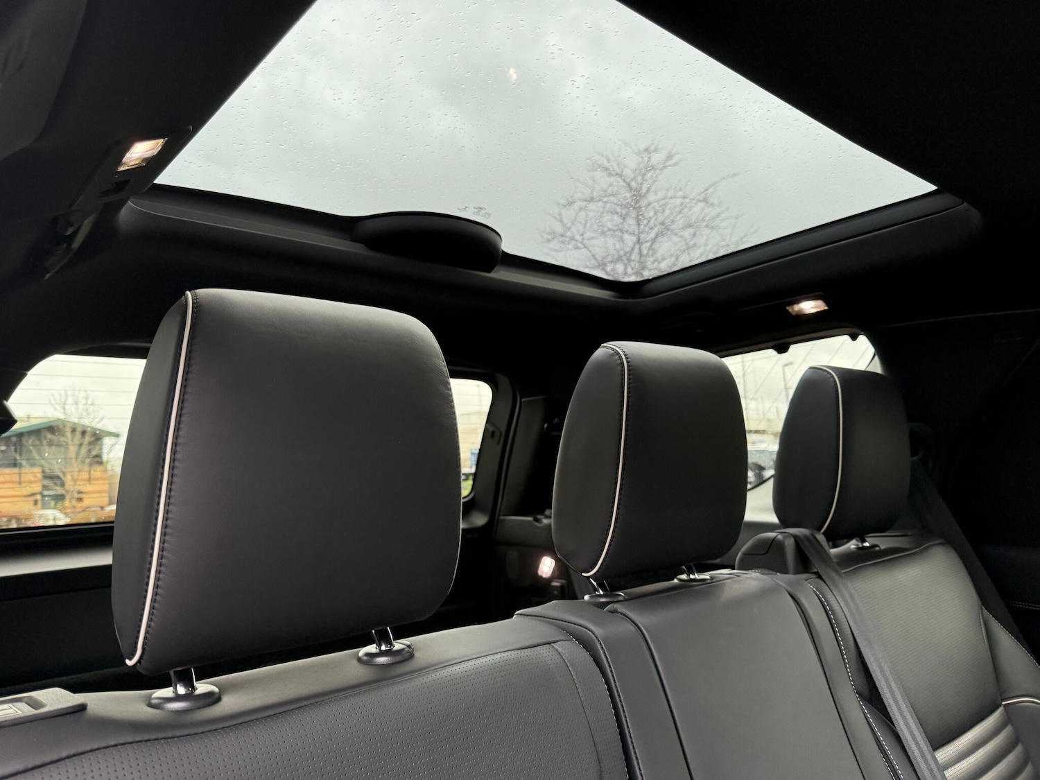 Used Land Rover Discovery 2021 for sale - 76865434: Photo 30