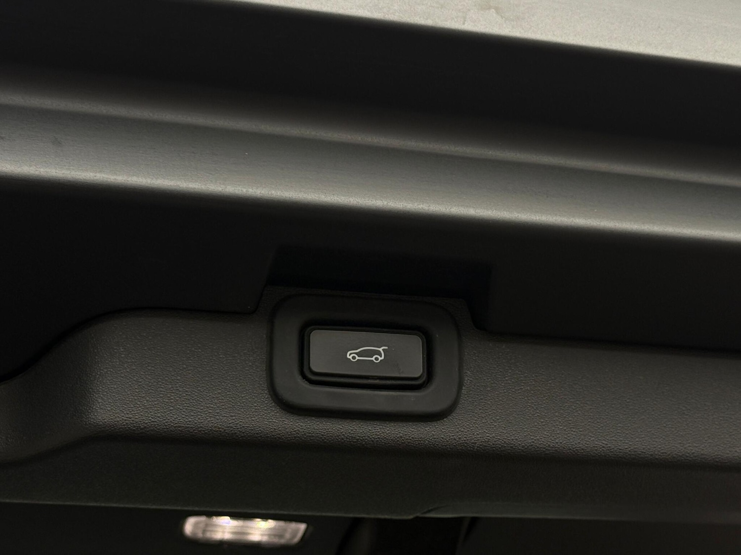 Used Land Rover Discovery 2021 for sale - 76865434: Photo 42