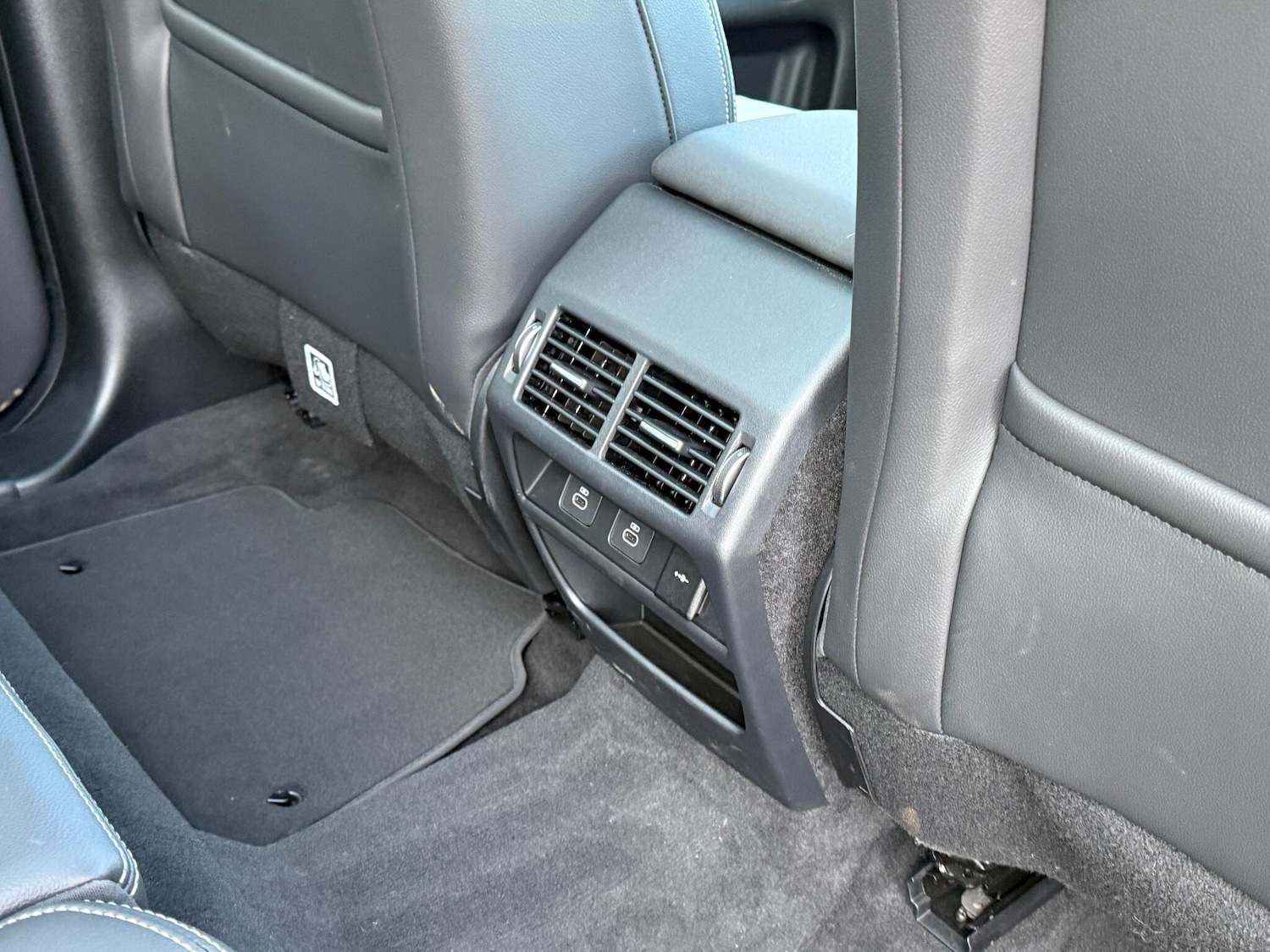 Used Land Rover Discovery Sport for sale - 76700563: Photo 34