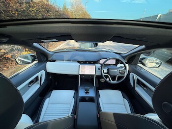 Used Land Rover Discovery Sport 2025 for sale - 76700563: Photo