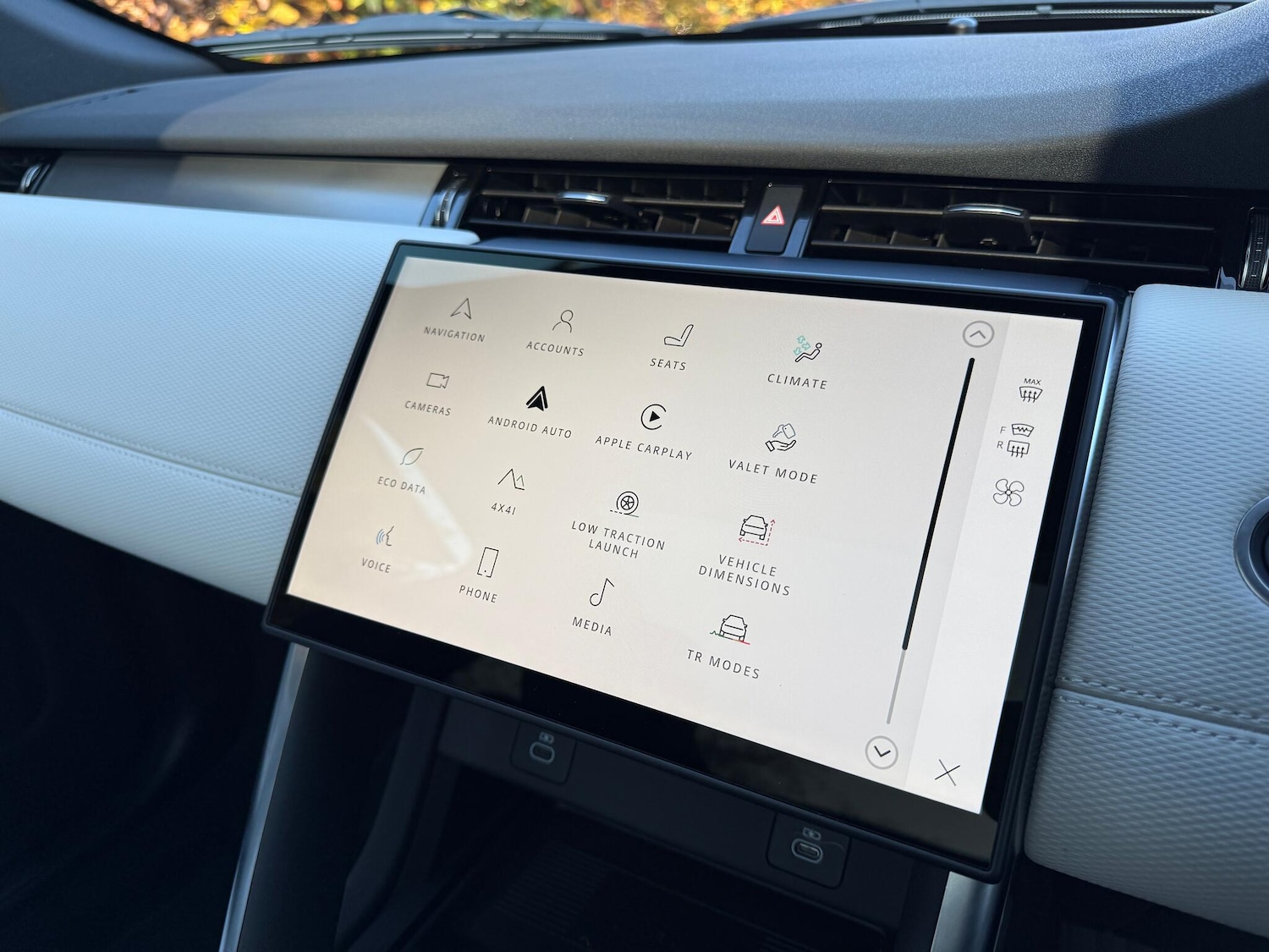 Used Land Rover Discovery Sport for sale - 76700563: Photo 48