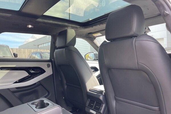 Used Land Rover Range Rover Evoque 2025 for sale - 76215275: Photo 33