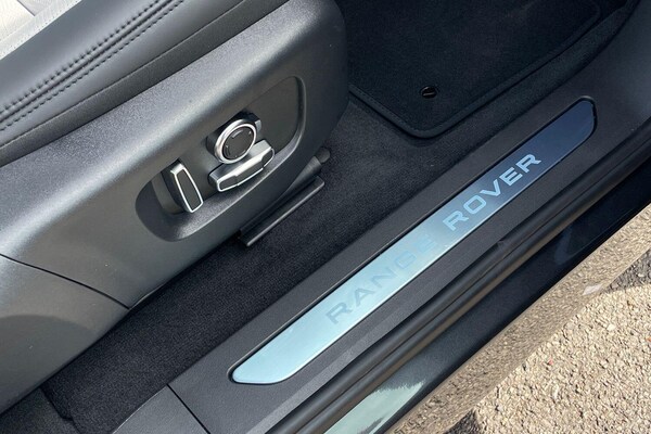 Used Land Rover Range Rover Evoque 2025 for sale - 76215275: Photo 47