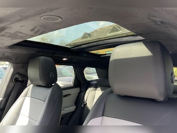 Used Land Rover Range Rover Evoque 2025 for sale - 76215275: Photo 4