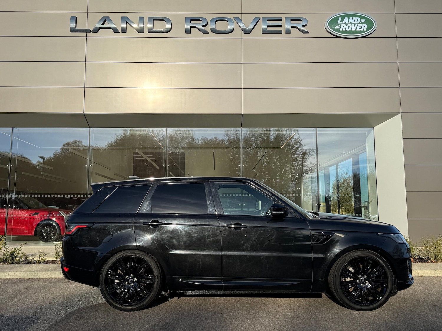 Used Land Rover Range Rover Sport 2022 for sale - 76714930: Photo 2