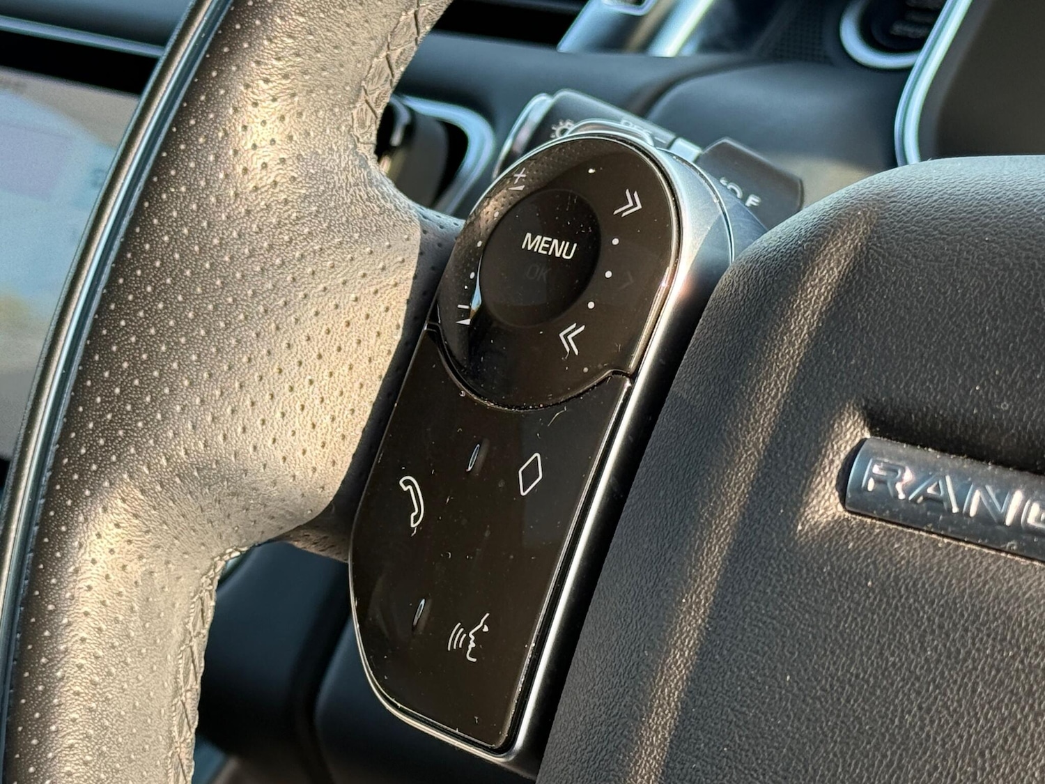 Used Land Rover Range Rover Sport 2022 for sale - 76714930: Photo 44