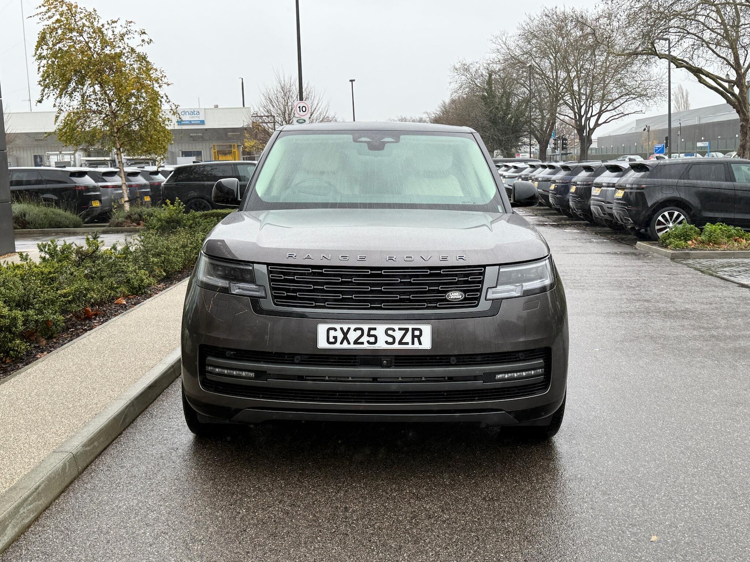 Used Land Rover Range Rover 2025 for sale - 76765231: Photo 12