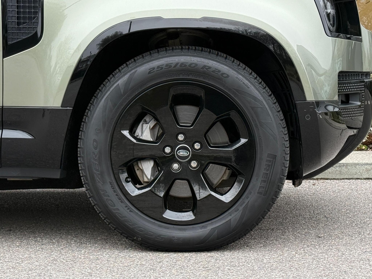 Used Land Rover Defender 2023 for sale - 77331541: Photo 13