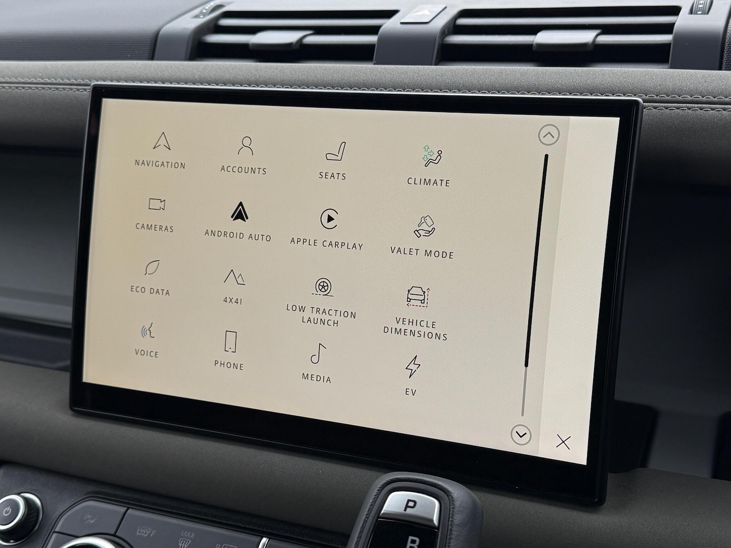 Used Land Rover Defender 2023 for sale - 77331541: Photo 34