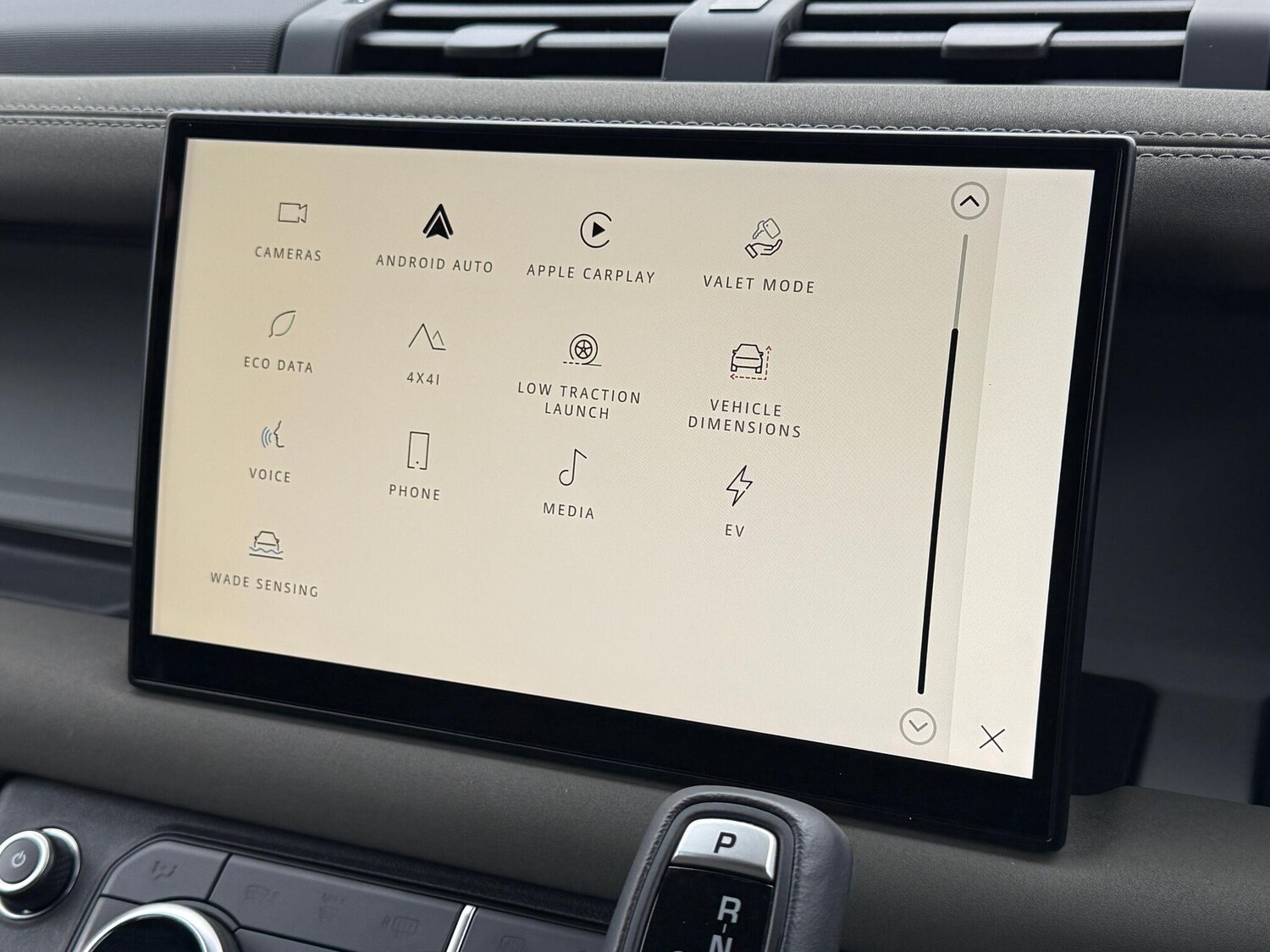 Used Land Rover Defender 2023 for sale - 77331541: Photo 35