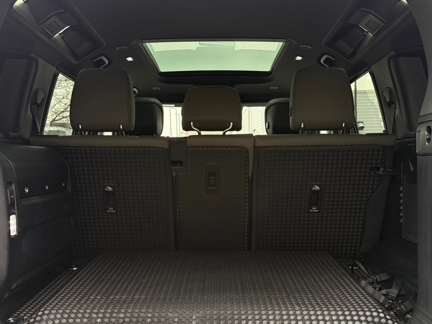 Used Land Rover Defender 2023 for sale - 77331541: Photo 42