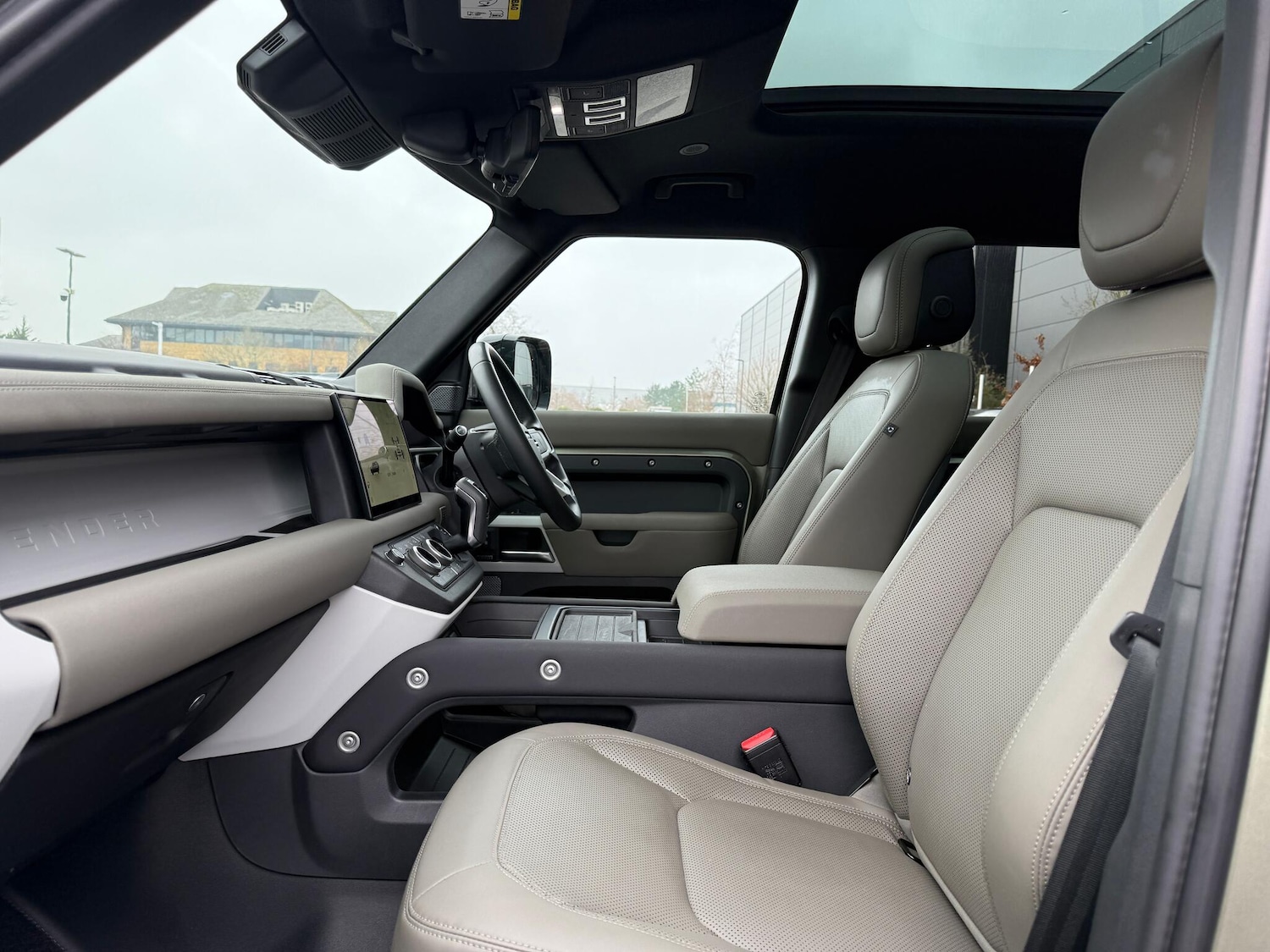 Used Land Rover Defender 2023 for sale - 77331541: Photo 55