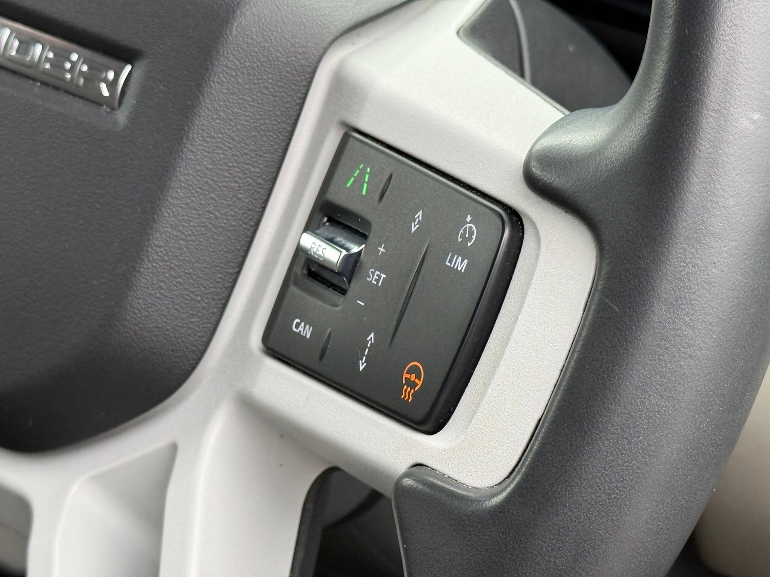 Used Land Rover Defender 2023 for sale - 77331541: Photo 57