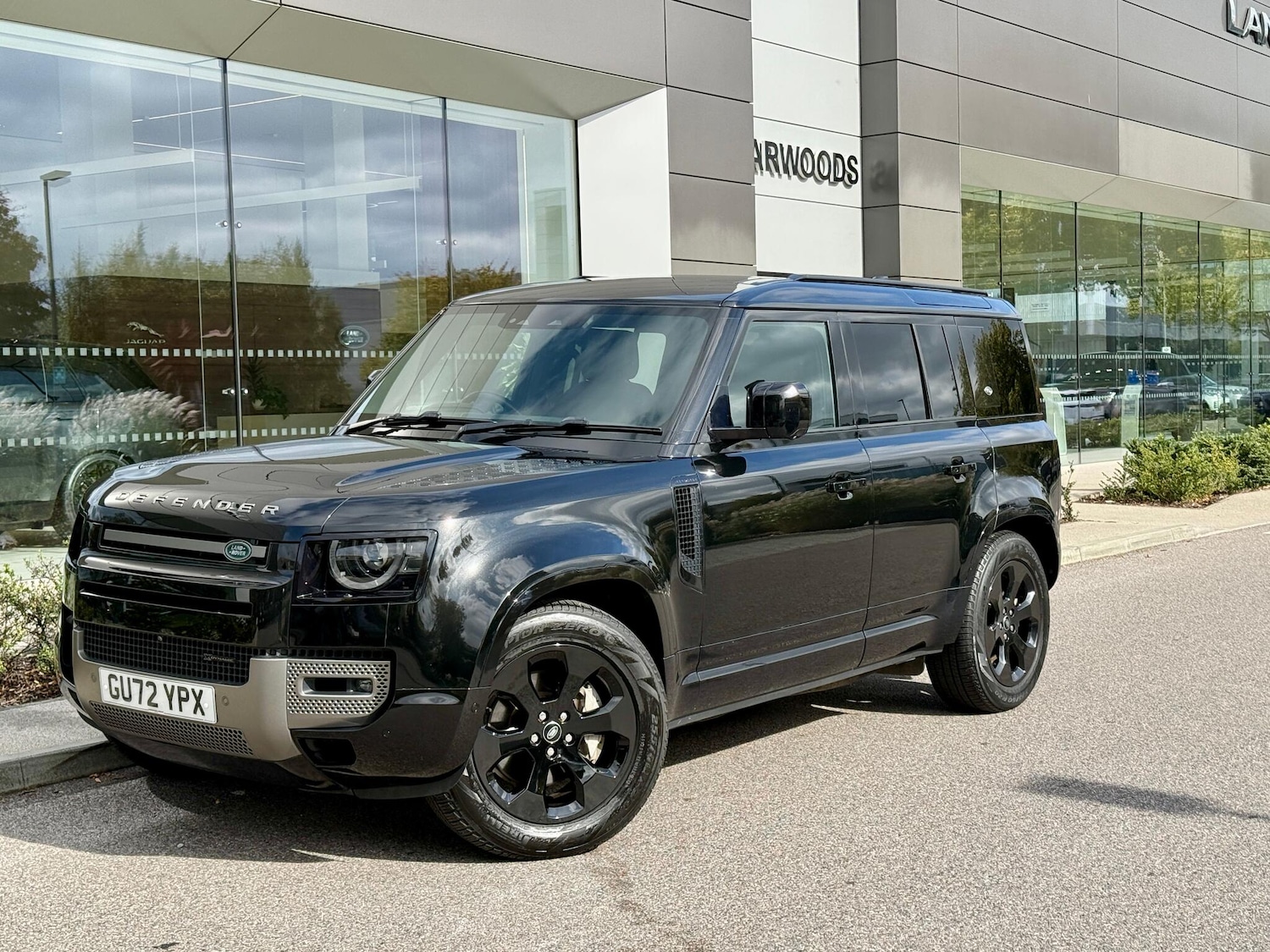 Used Land Rover Defender 2023 for sale - 76201284: Photo 27