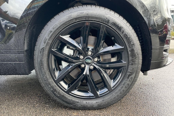 Used Land Rover Range Rover Velar 2025 for sale - 76214459: Photo 17